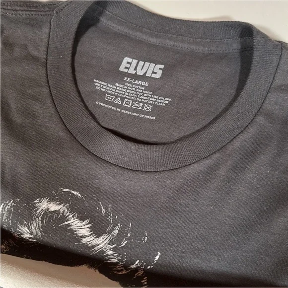 NEW Elvis Presley  Graphic T-Shirt - Picture 3 of 7